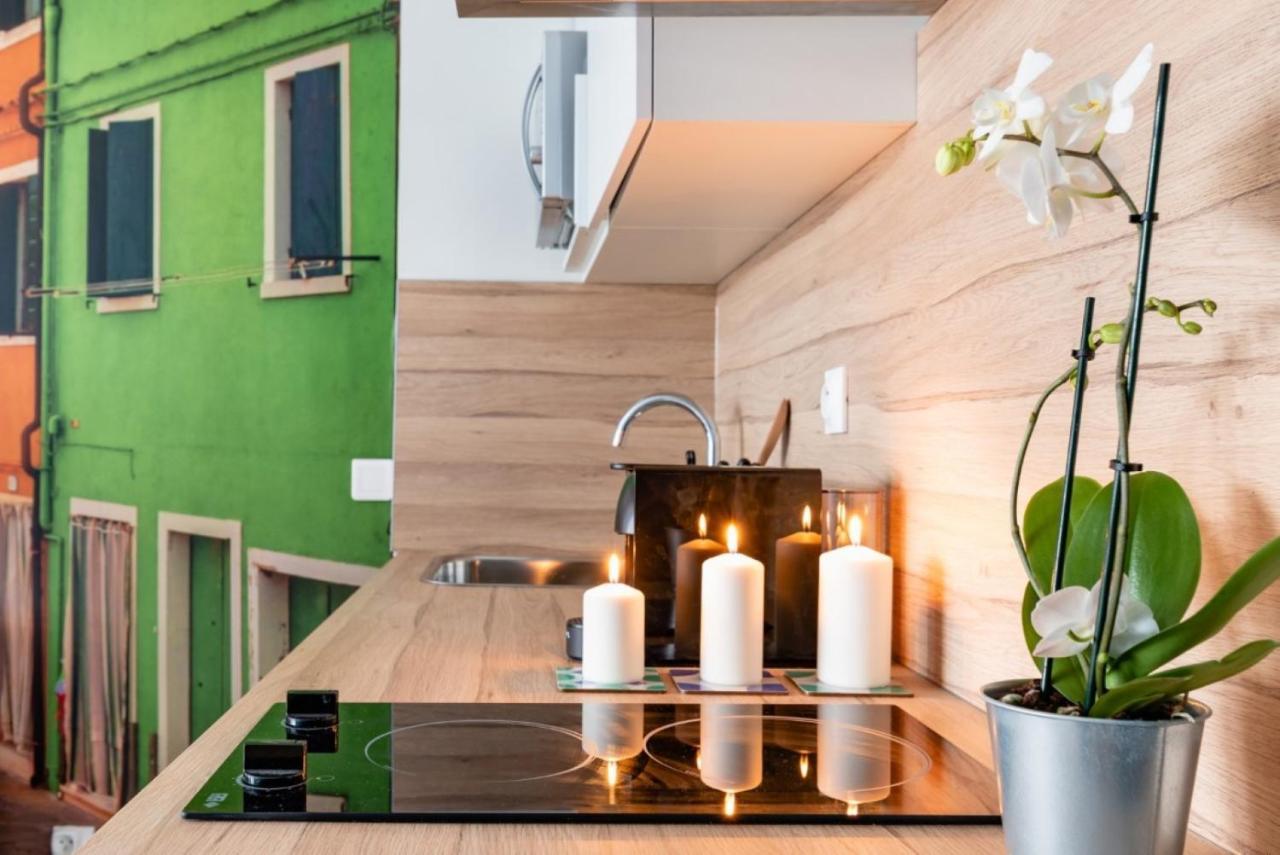 Color & Cosy Dardilly Apartment ภายนอก รูปภาพ